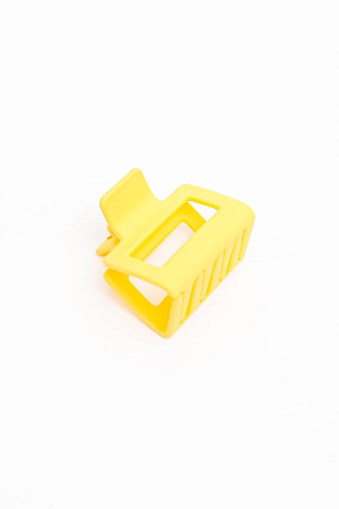 women's claw clip set in lemon