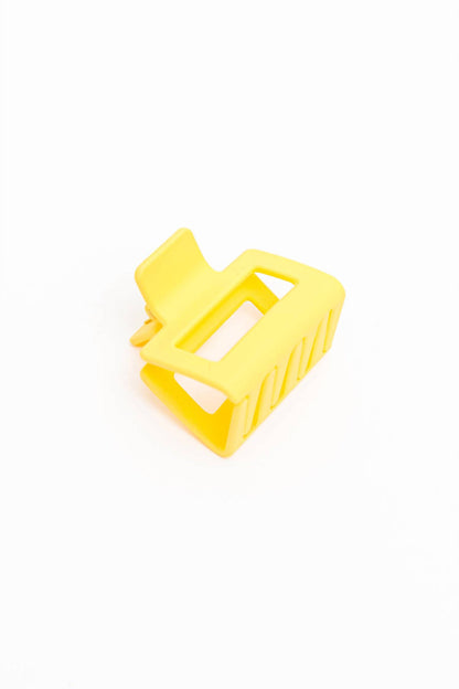 women's claw clip set in lemon