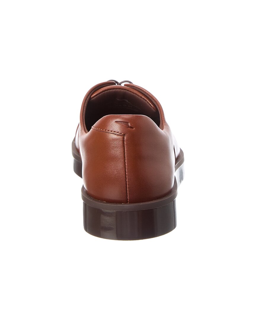 closer leather oxford