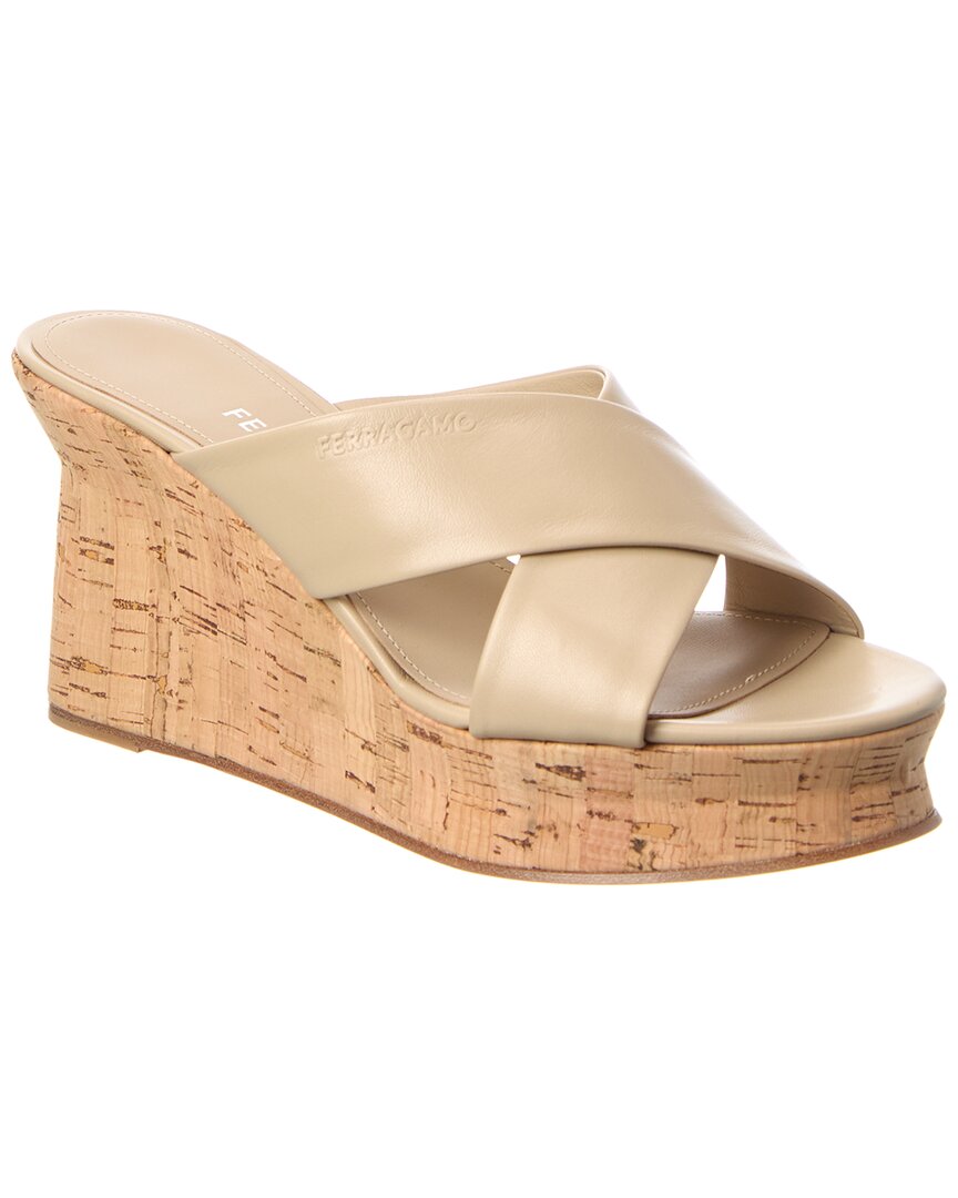 US 10 - beige