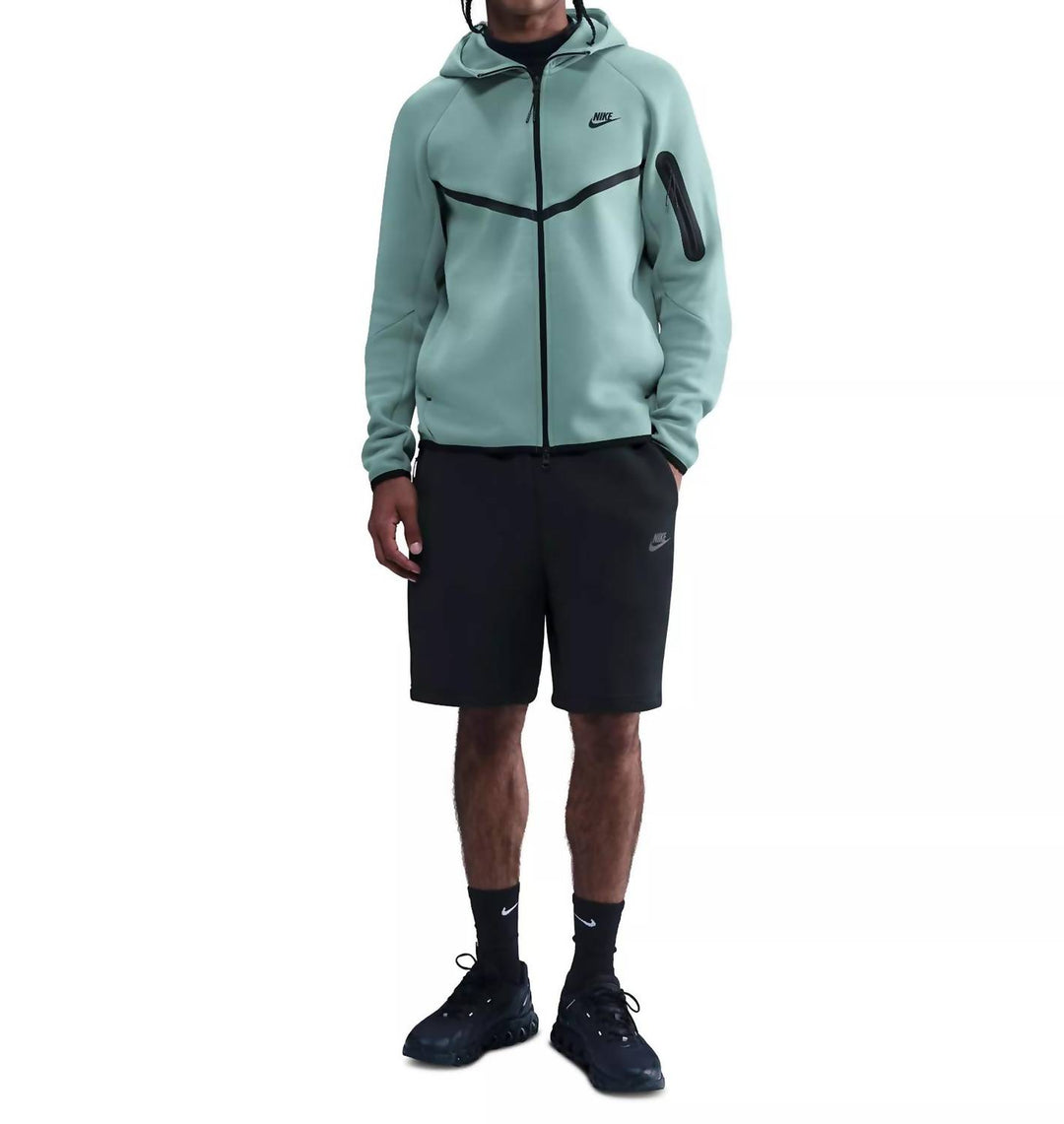 Medium - light blue
