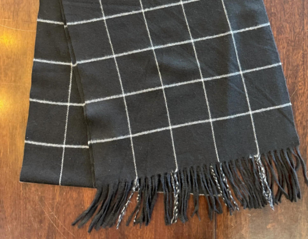 unisex premium cashmere scarf in black