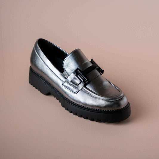 US 7 - silver