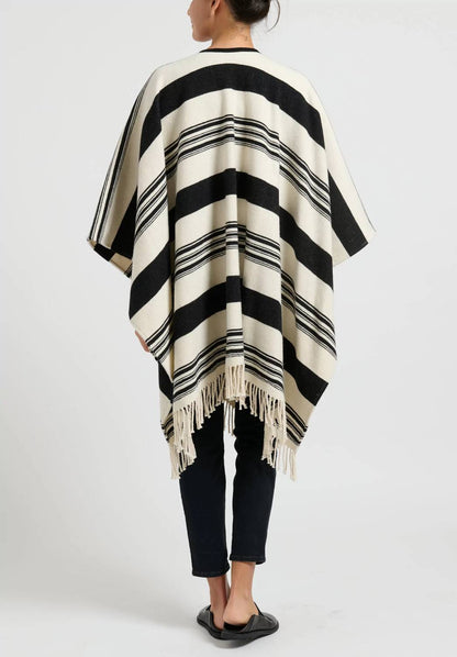 jacquard mantella cape in white & black with black suede tassles