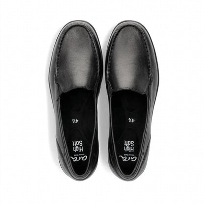 women's round toe flat moccasins in black leather