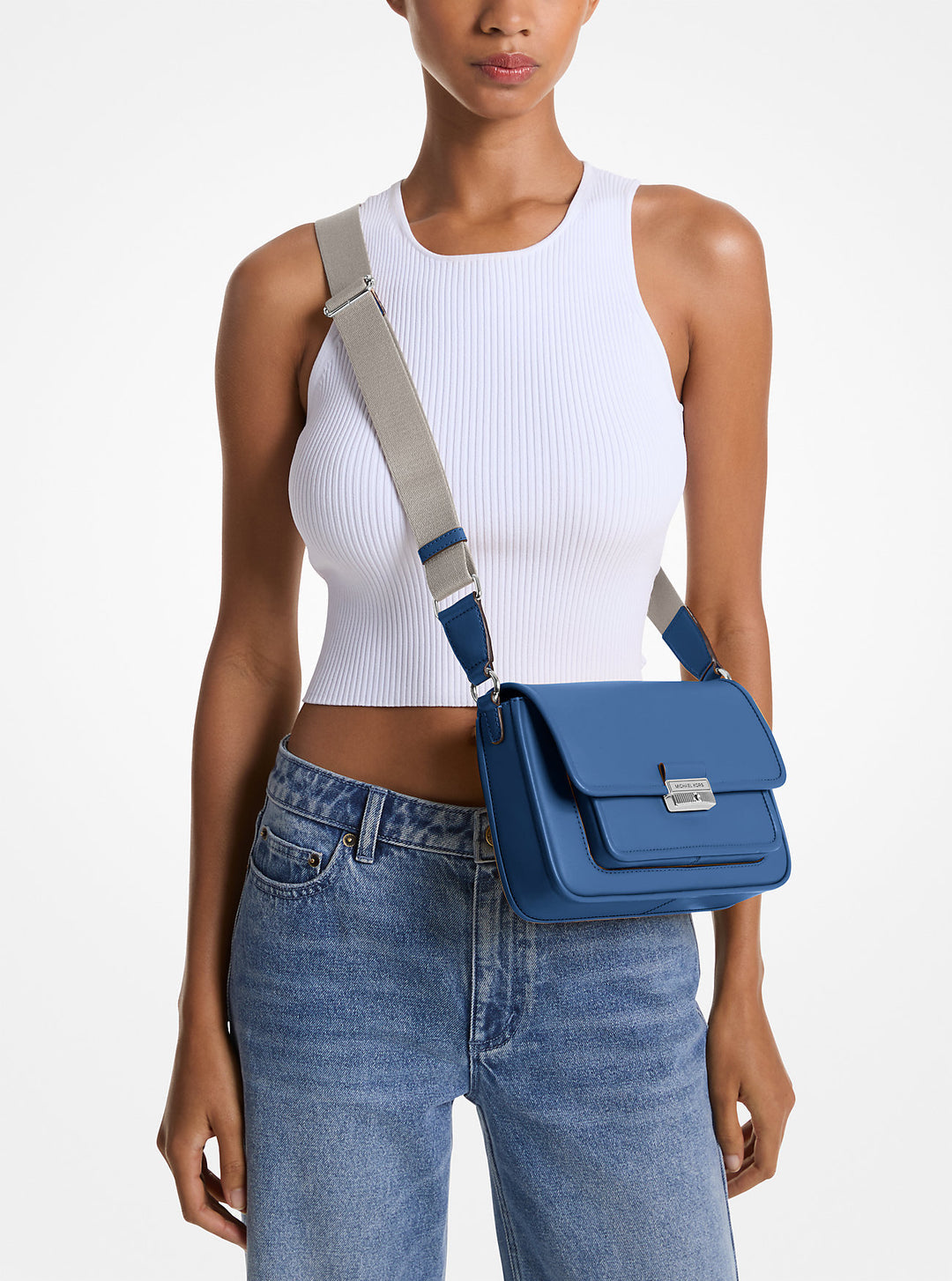 bradshaw medium leather messenger bag