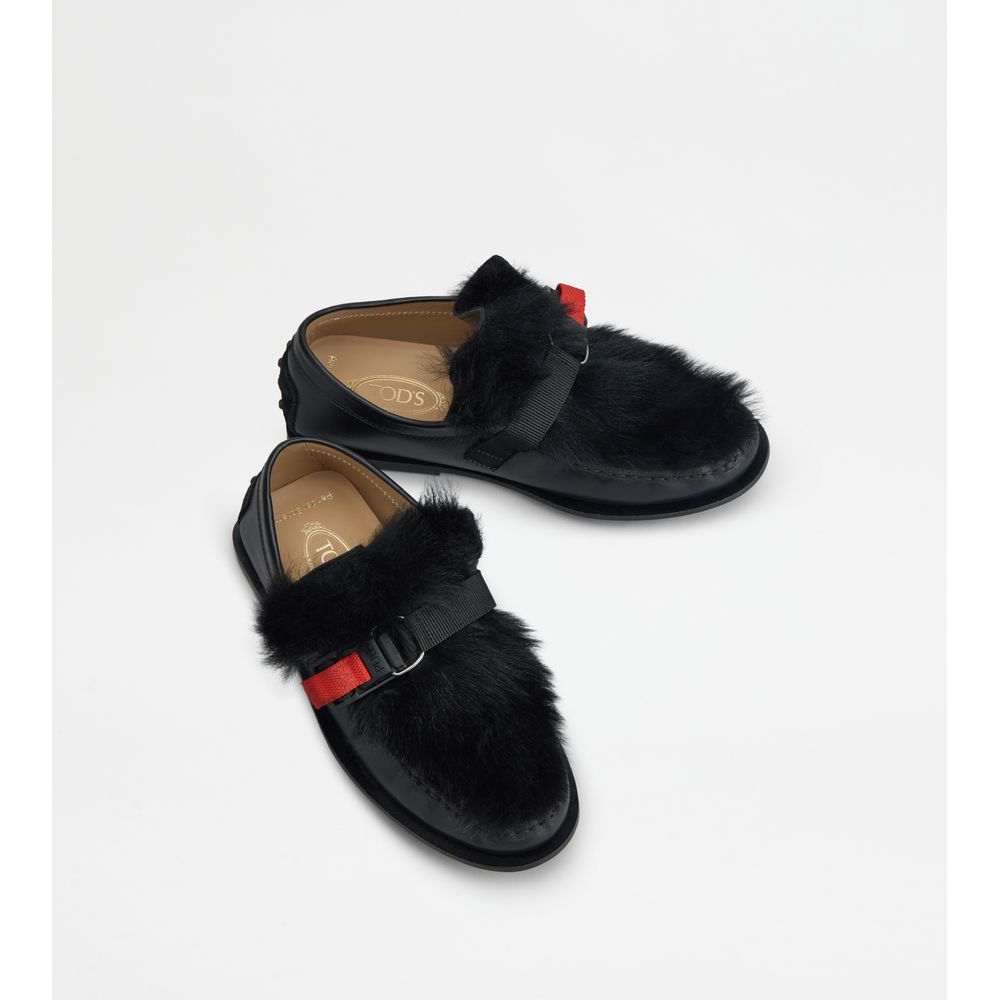 loafers in leather