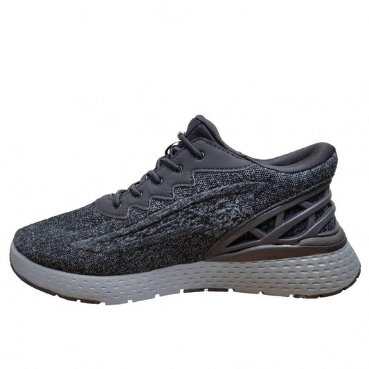 US 9.5 - black mesh combo