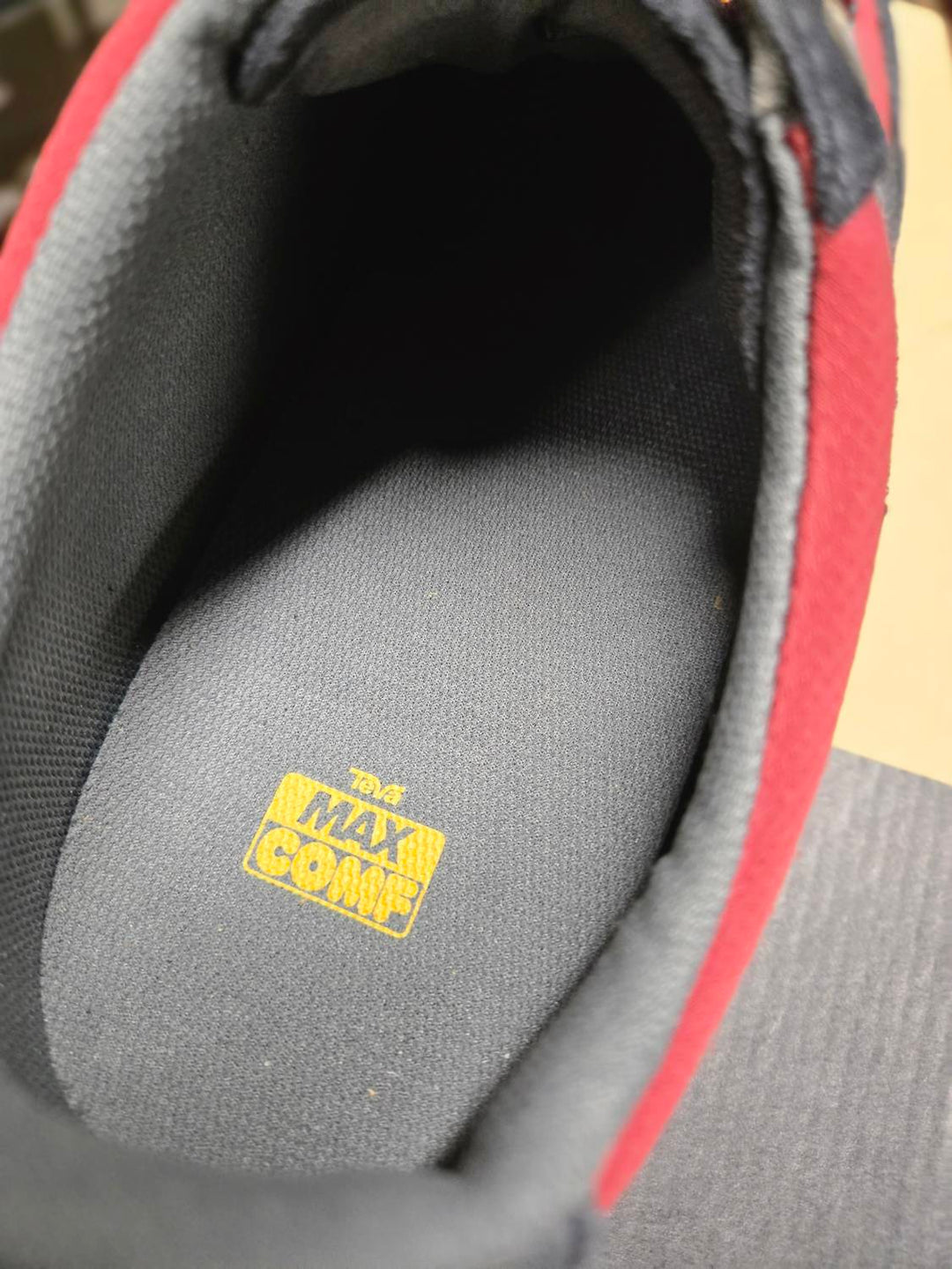 women's highside '84 shoes in beet, navy, marigold