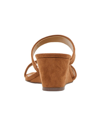 qamar wedge