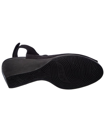 formula leather sandal
