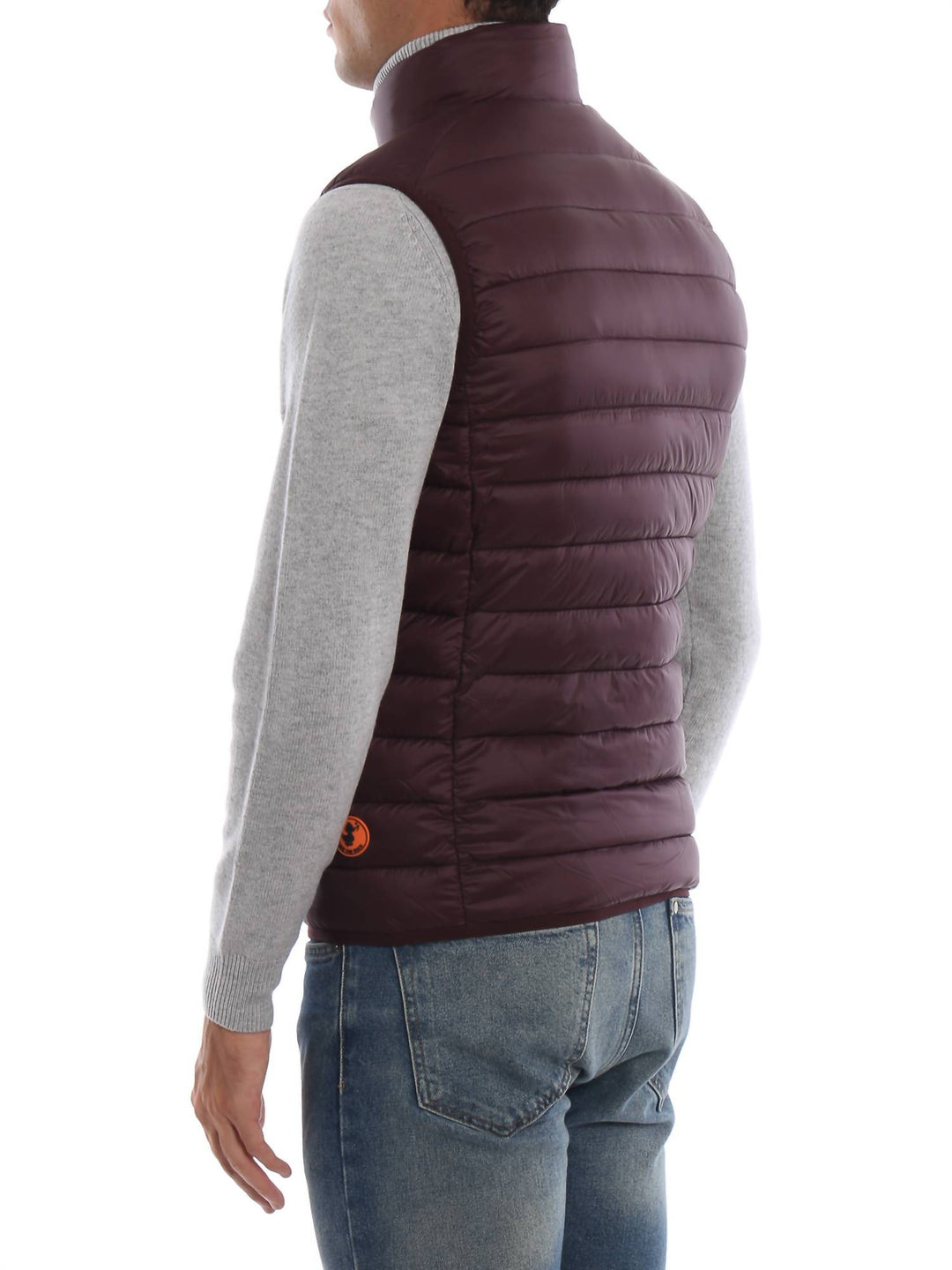 puffer vest in burgundy