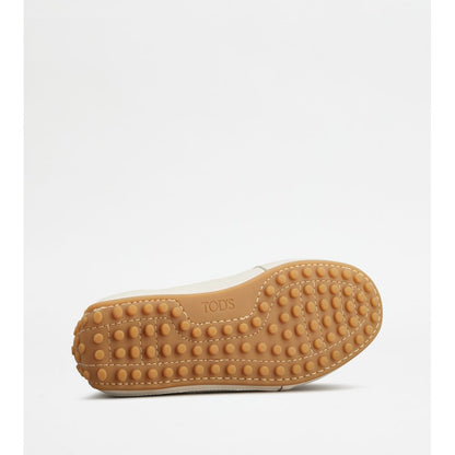 sneakers in fabric and leather