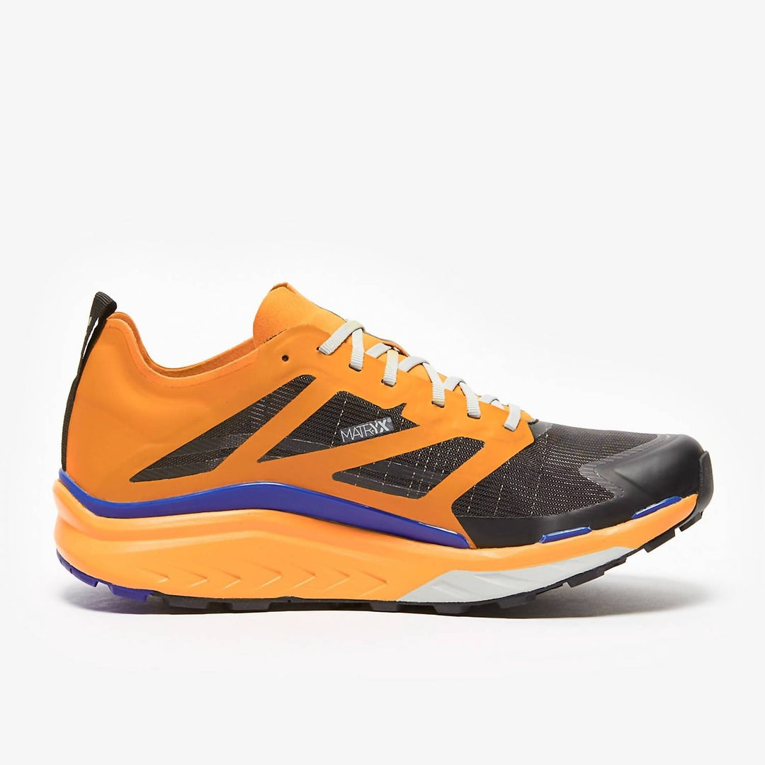 men's vectiv infinite trail running shoes in tnf black/cone orange