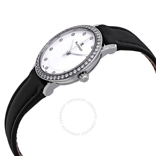 ساعة بلانكبان ألترا بلايت أوتوماتيكية للسيدات بمينا أبيض من الألماس