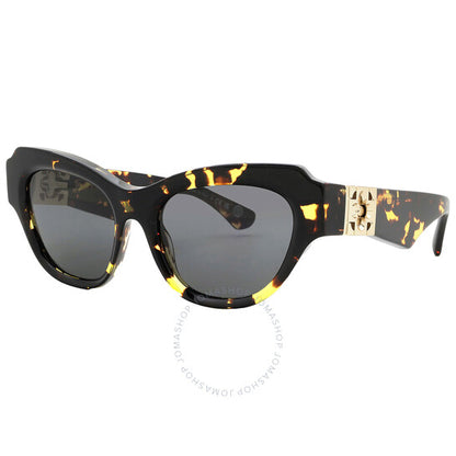 نظارات شمسية نسائية من بربري بتصميم عين القطة باللون الرمادي الداكن