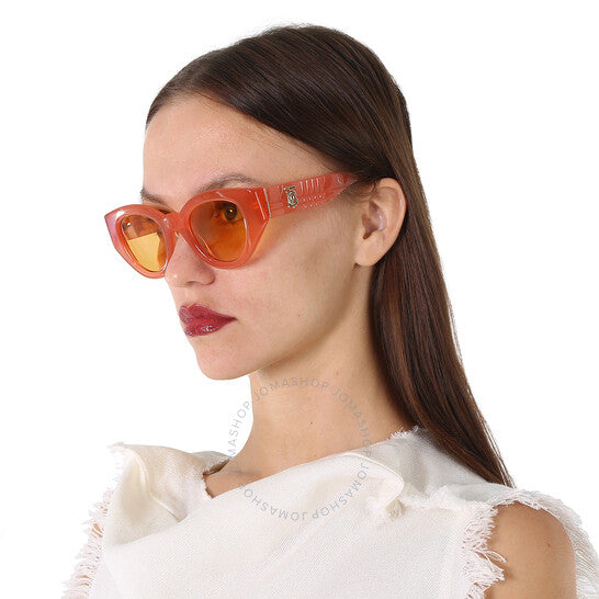 نظارات شمسية نسائية من بربري، ميدو أورانج، بتصميم عين القطة