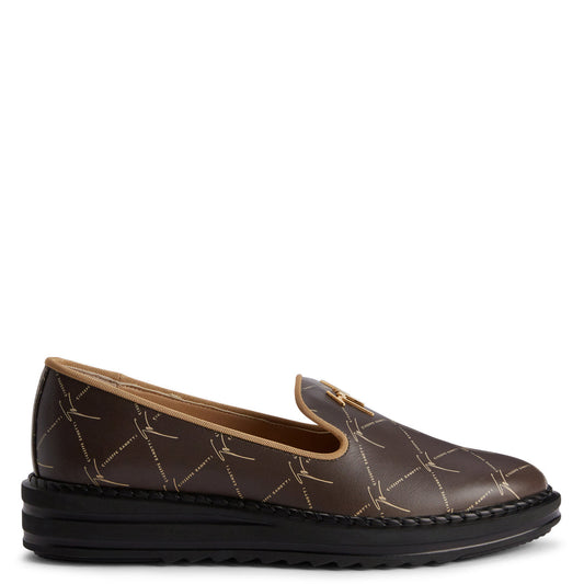 US 6.5 - brown
