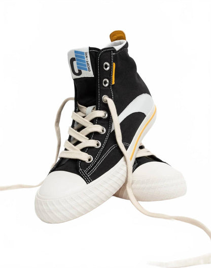 women bogota sneaker in black