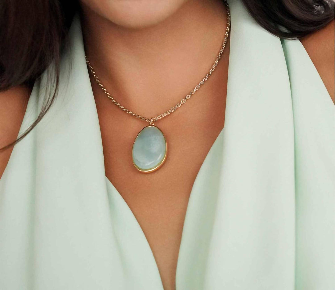 women's amazonite pendant necklace in green