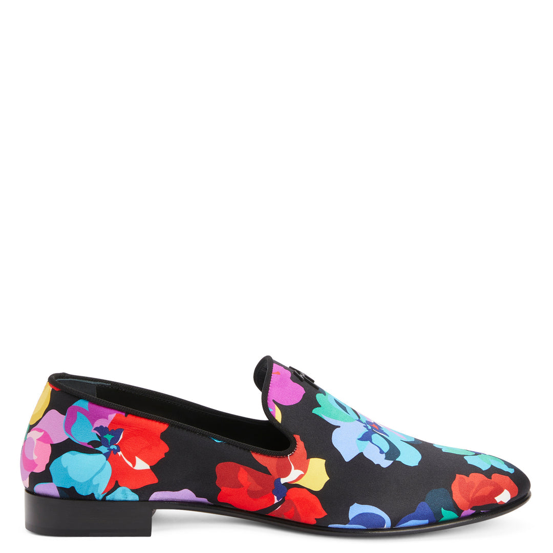 US 8 - multicolor