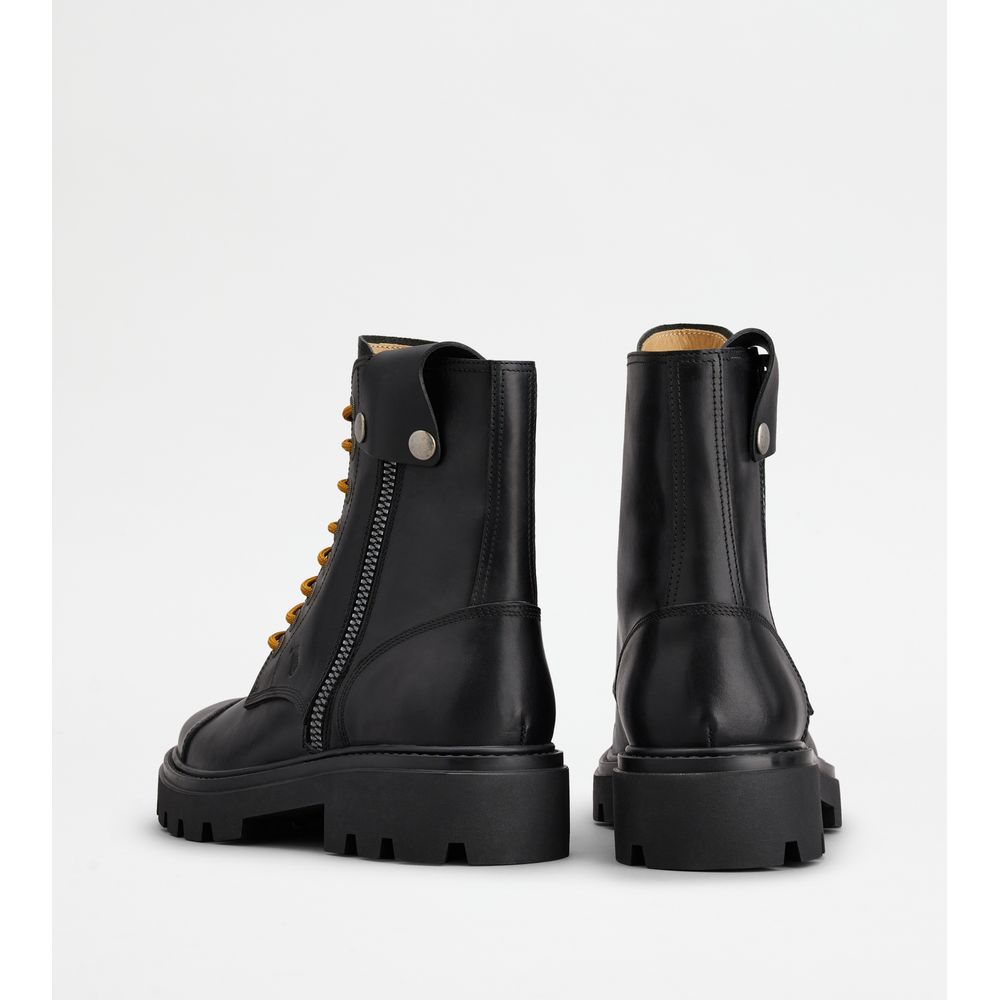 combat boots in leather