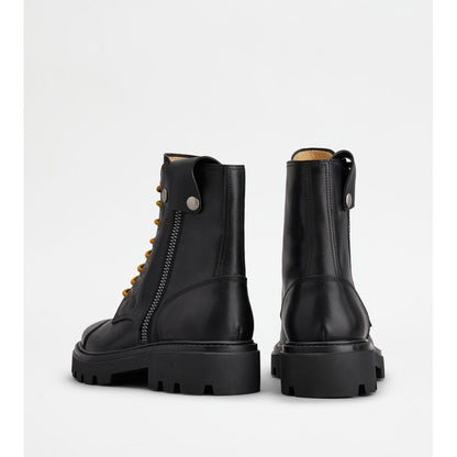 combat boots in leather