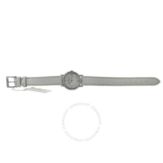 كارل ف. بوخرير، ساعة أدامافي كوارتز دايموند للسيدات