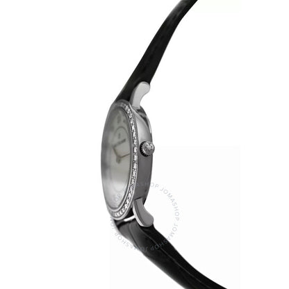 كارل ف. بوخرير، ساعة أدامافي كوارتز دايموند للسيدات