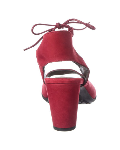 leioni leather flat