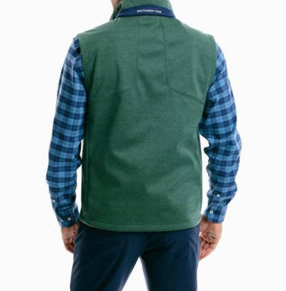 breakwater performance vest in heather green gables