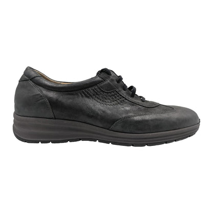US 6 - black