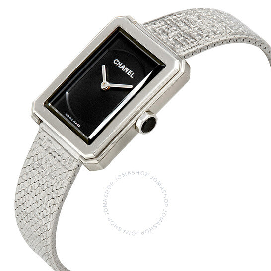 شانيل، ساعة نسائية من بوي فريند بمينا أسود مزخرفة بنقشة غيوشيه