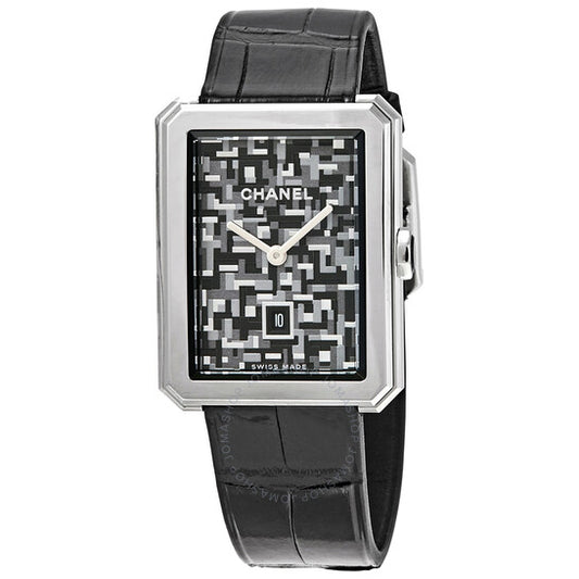 شانيل، ساعة نسائية من بوي فريند بمينا منقوش من التويد