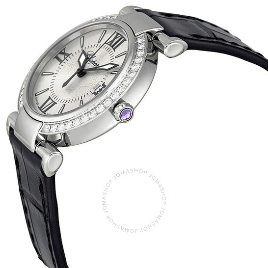 شوبارد، ساعة إمبريال للسيدات بمينا فضي وإطار من الألماس