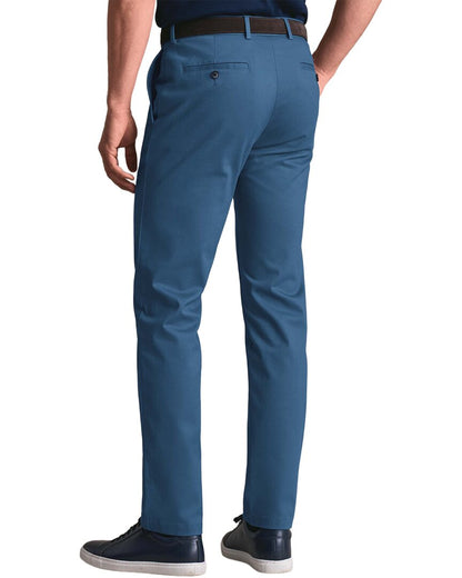 ultimate non-iron chino