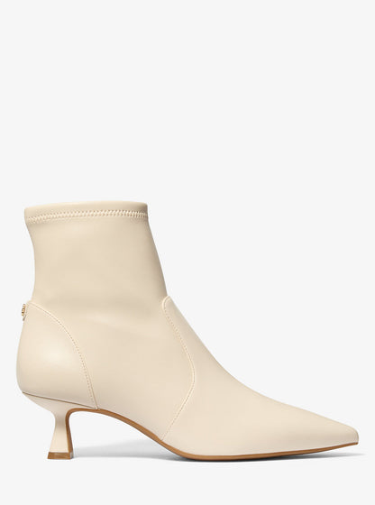 amali kitten boot