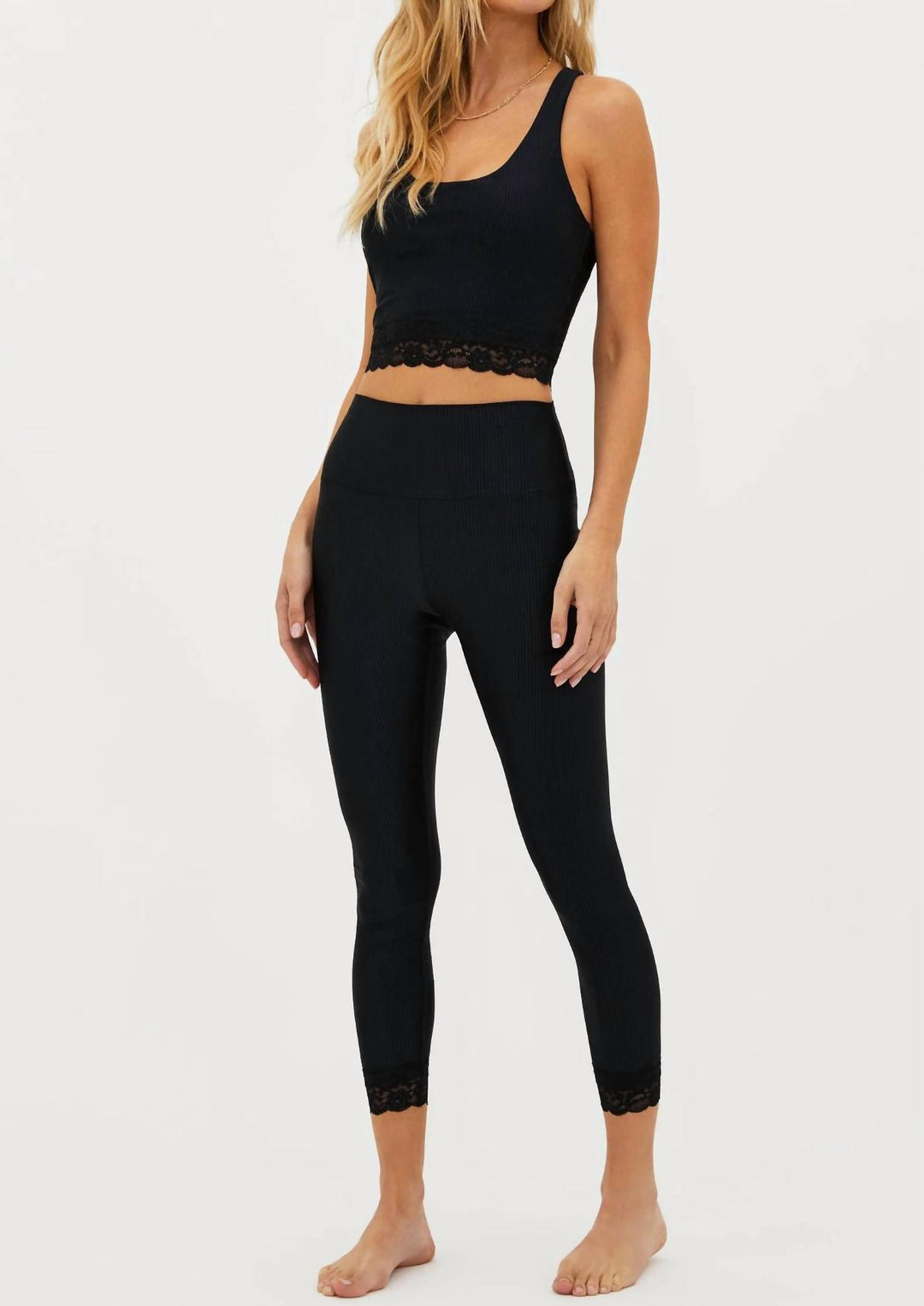 tayler lace legging in black