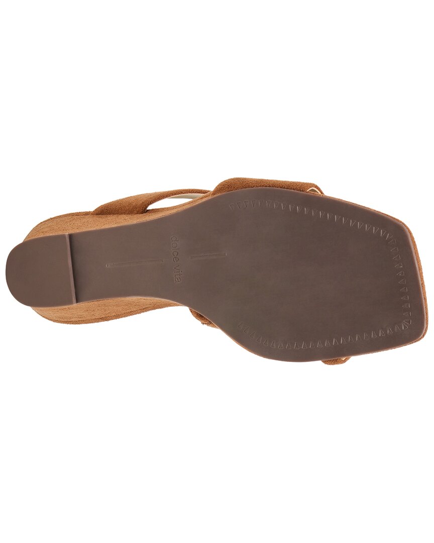 qamar wedge
