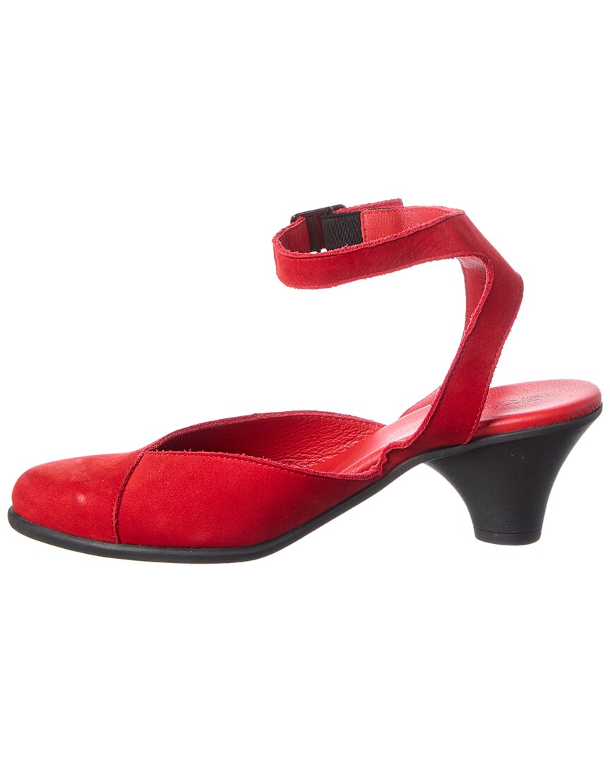 aganis leather pump