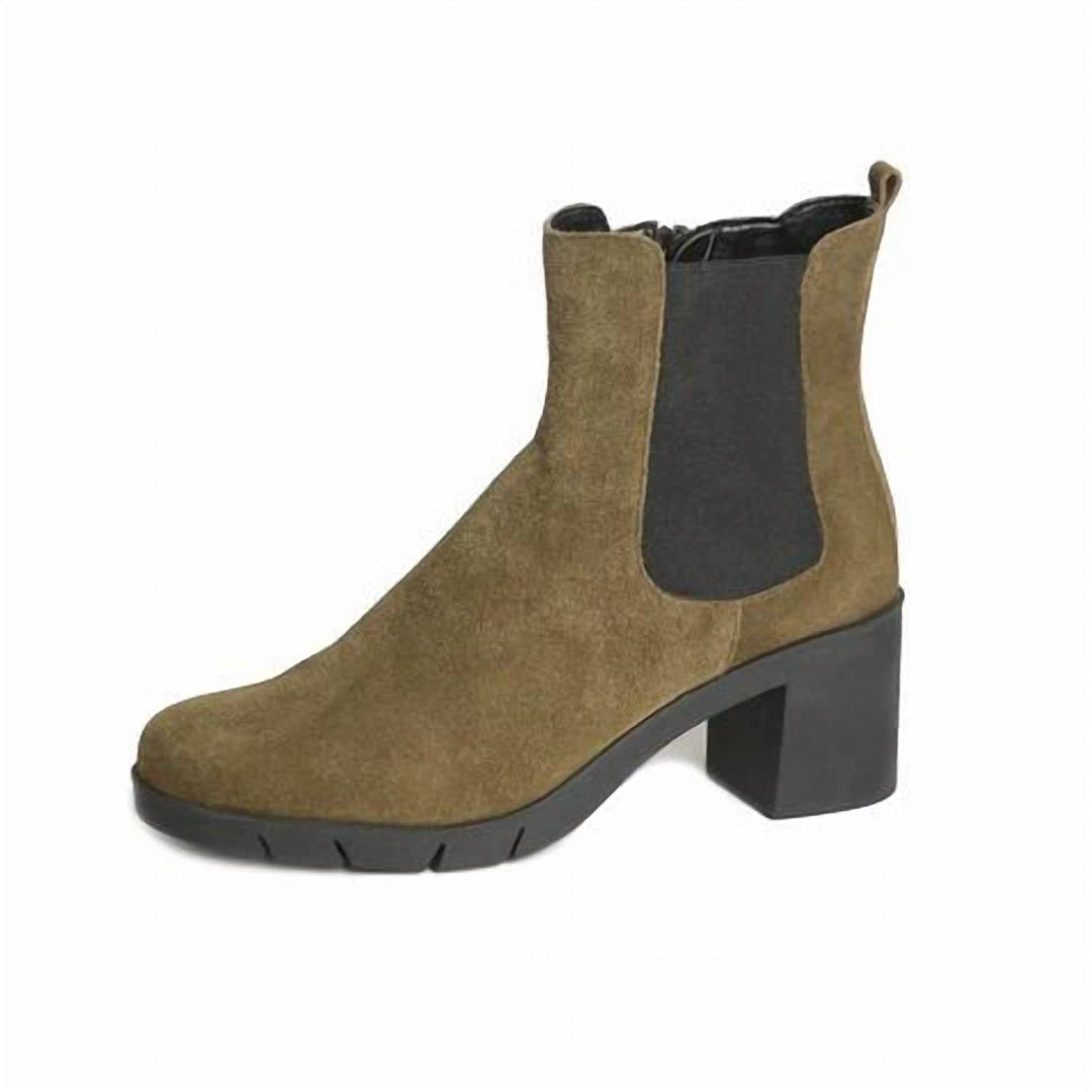 US 7.5 - olive