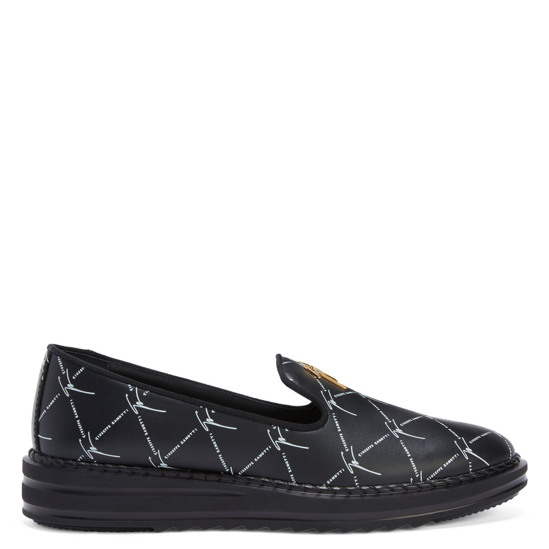 US 7 - black
