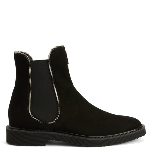 US 12 - black