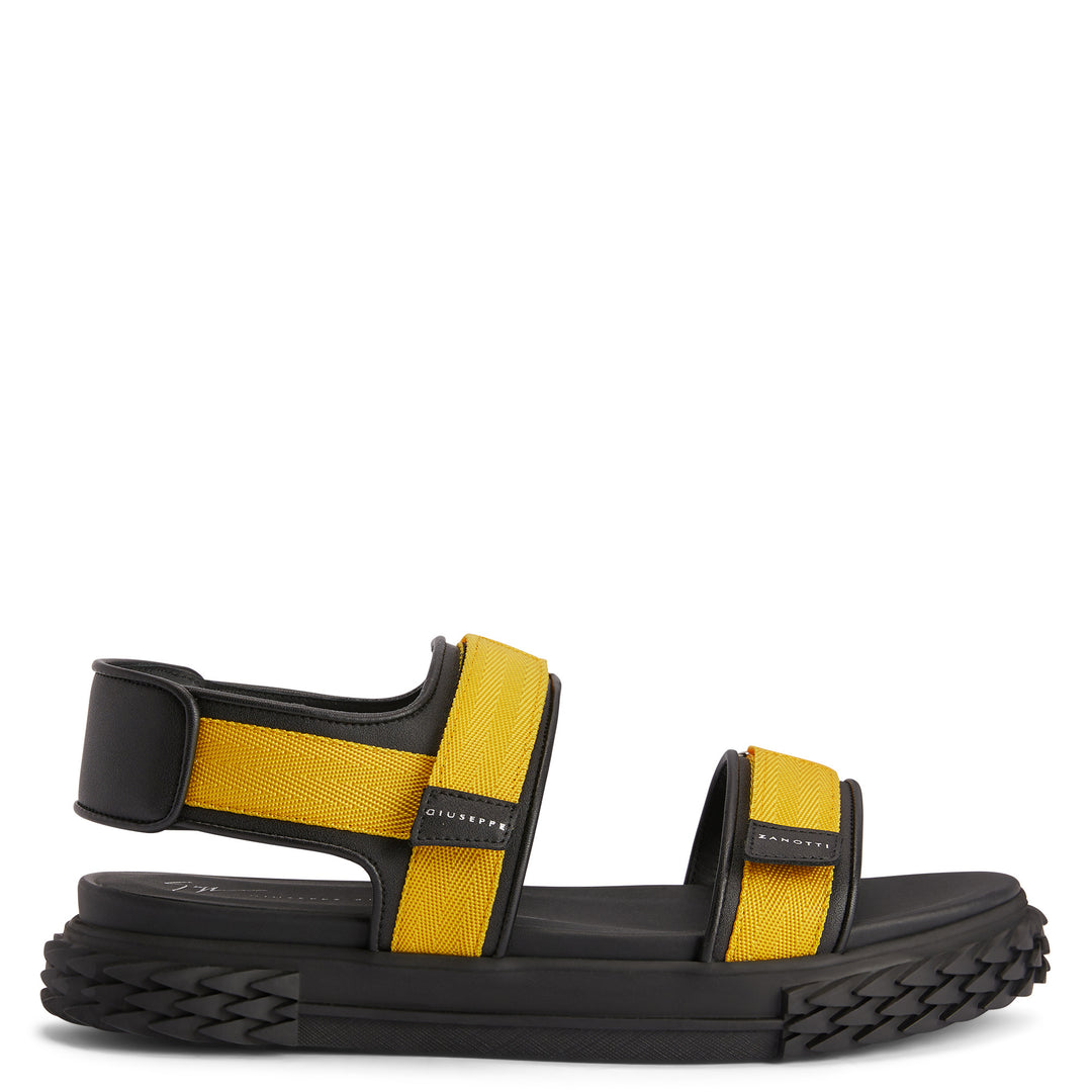 US 7 - black