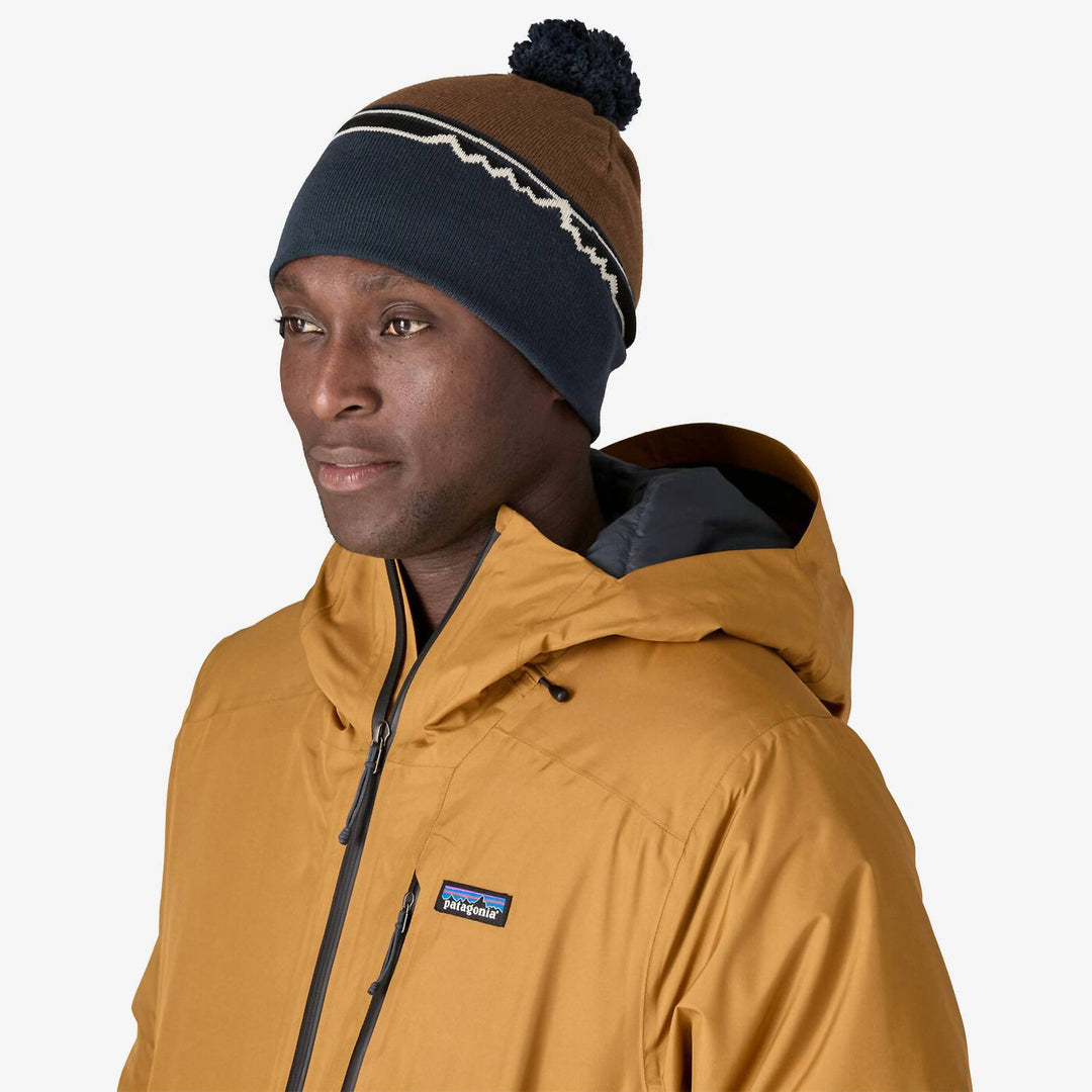 One Size - skyline block: shelter brown