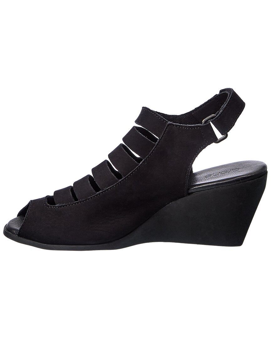 formula leather sandal