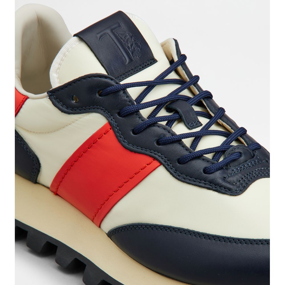 sneakers  1t in leather and fabric