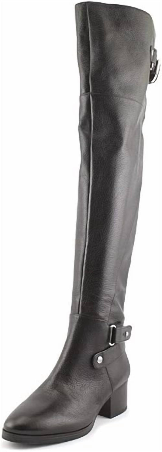 US 6 - black leather