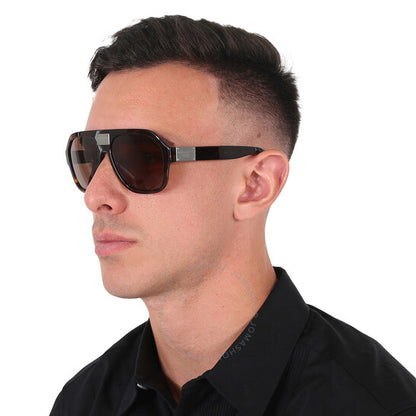 نظارة شمسية دولتشي آند غابانا نافيجيتور للرجال، لون بني غامق