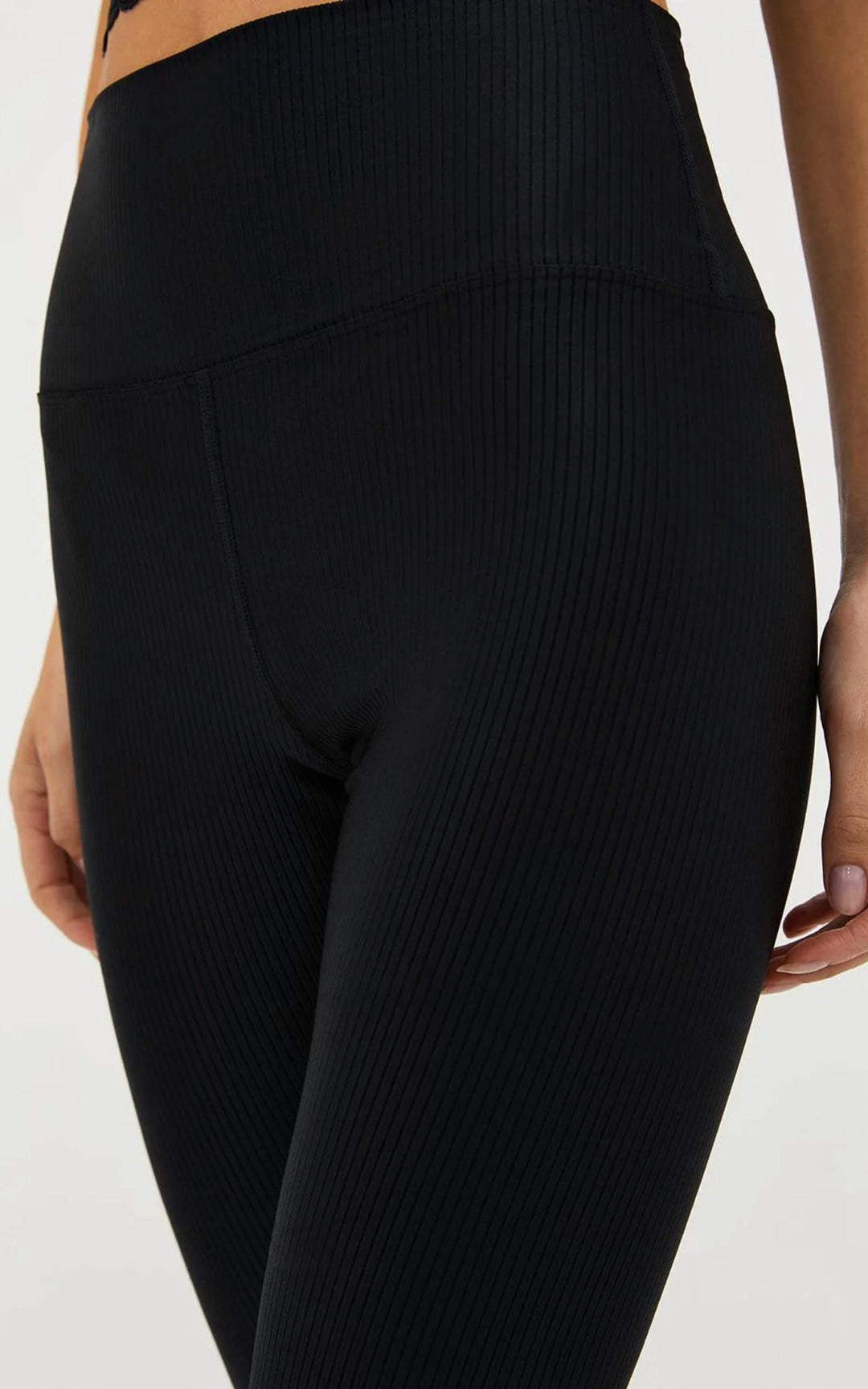 tayler lace legging in black